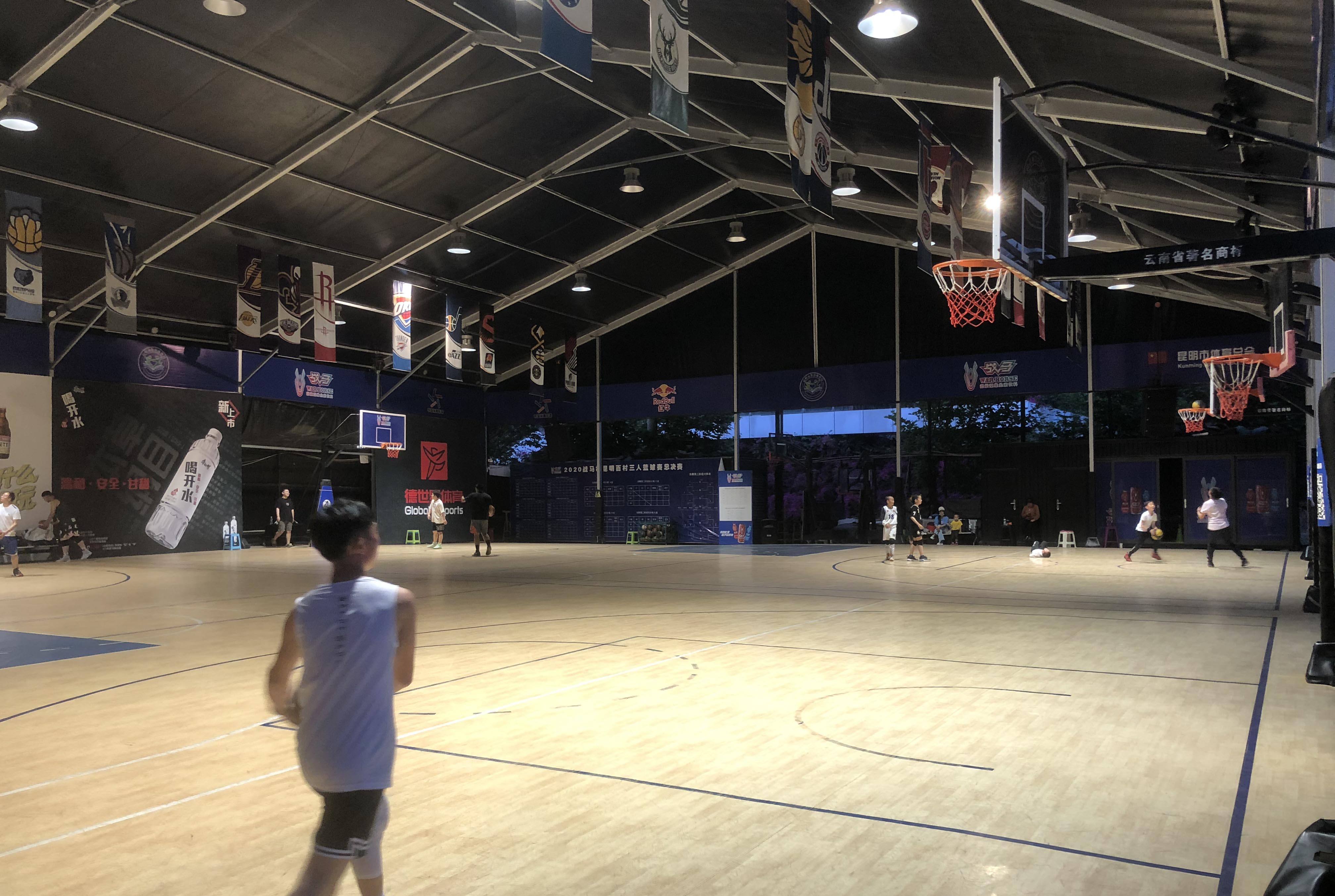 img of 昆明28米黑色籃球篷房